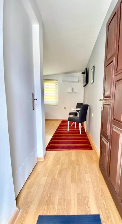 Viv Apartment 3 Ni Dış mekan fotoğraf